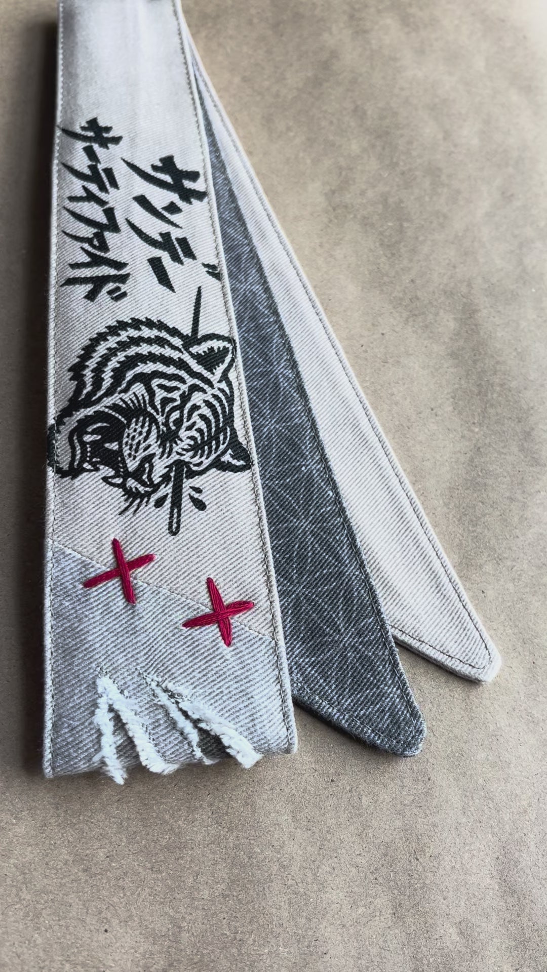 1 OF 1 "SUNDAY TIGER" HEADBAND