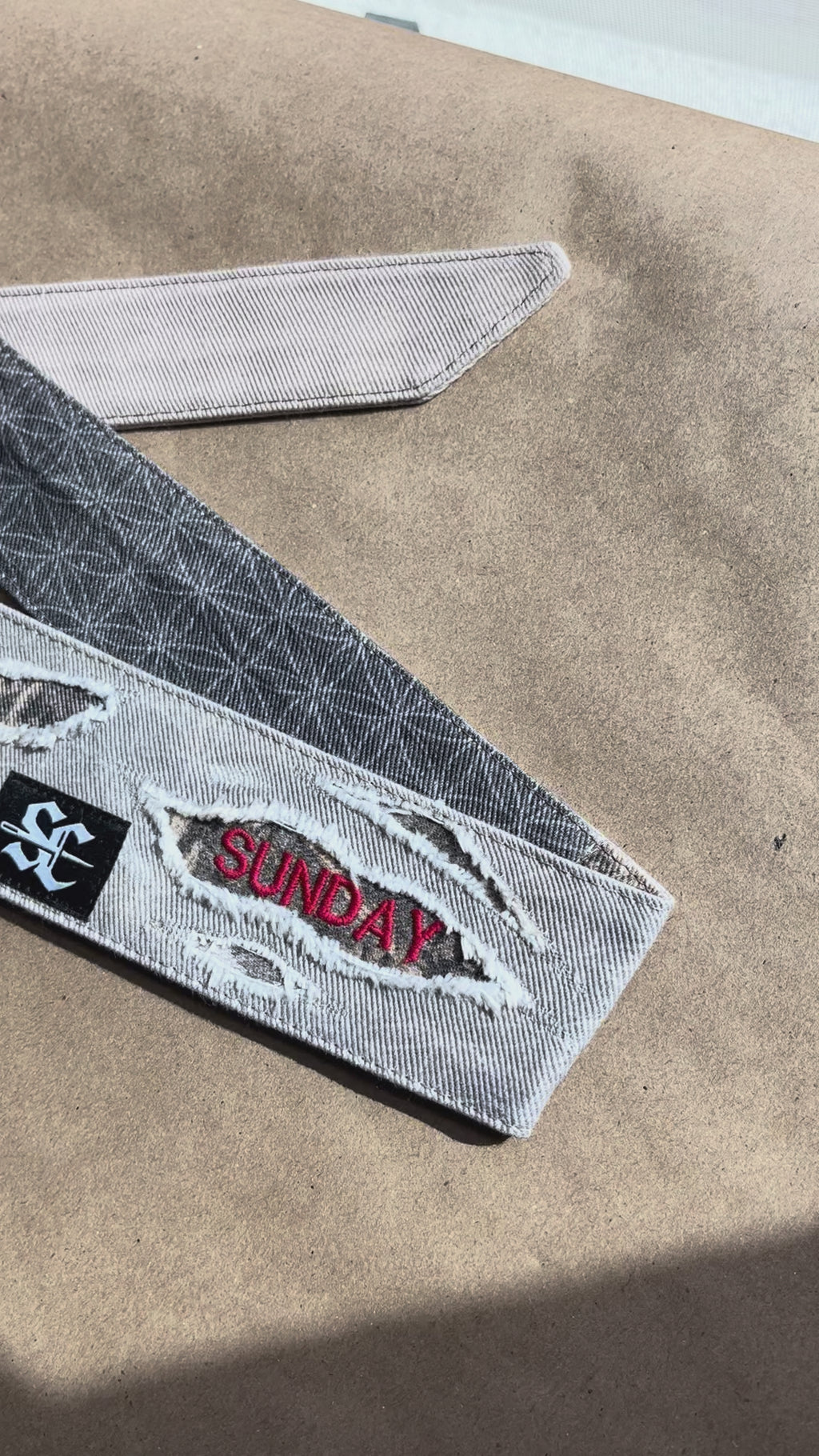1 OF 1 "SUNDAY TIGER" HEADBAND